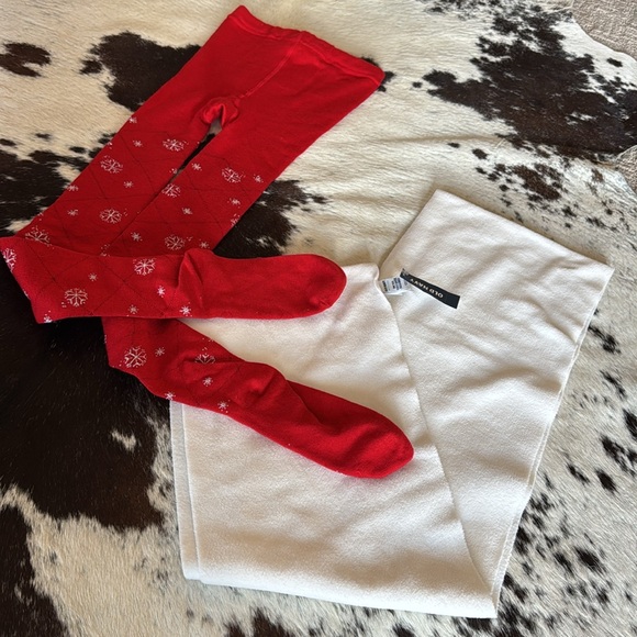 New Scarf & Stocking Bundle - Picture 1 of 10